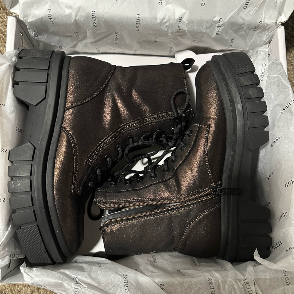 Combat boots